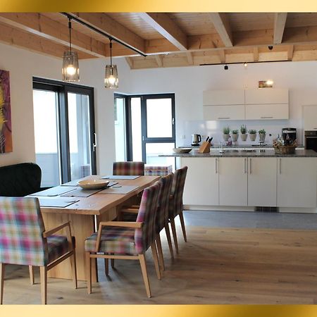 Invita Natur-Chalets Penthouse - Familienurlaub Im Schwarzwald - 240Qm Бад-Дюрхайм Экстерьер фото